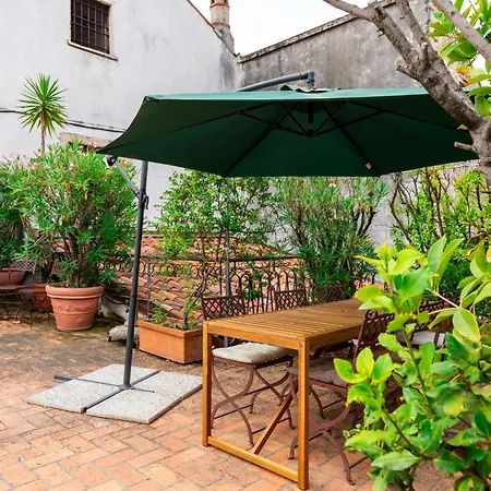 Terrazza Garibaldi By Postcardsfrom * 베로나